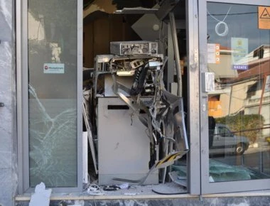 Έκρηξη σε ΑΤΜ στην Παιανία